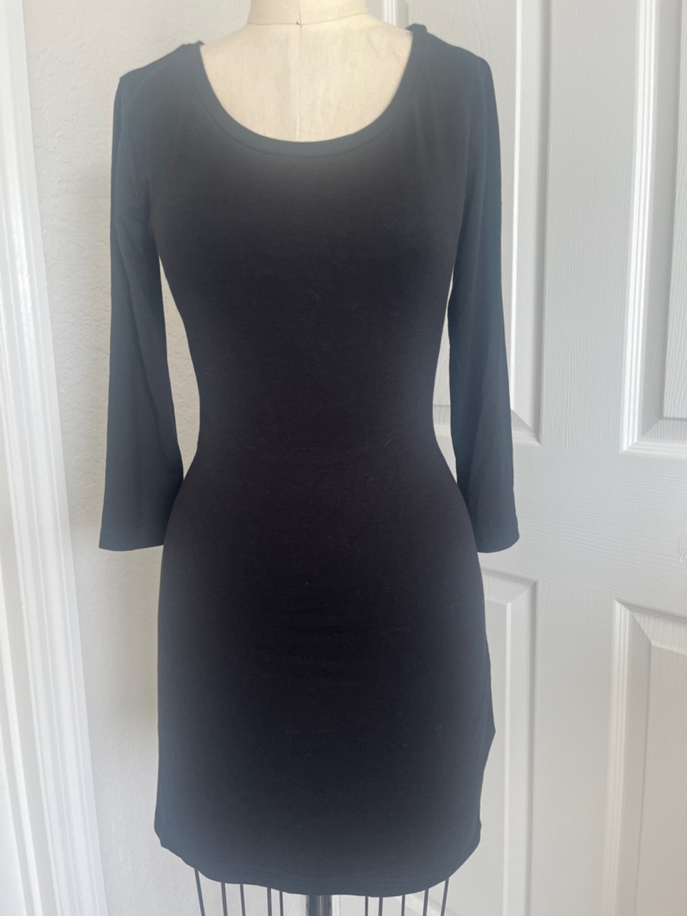 Derek Heart Black Long Sleeve Scoop Neck Bodycon Mini Dress